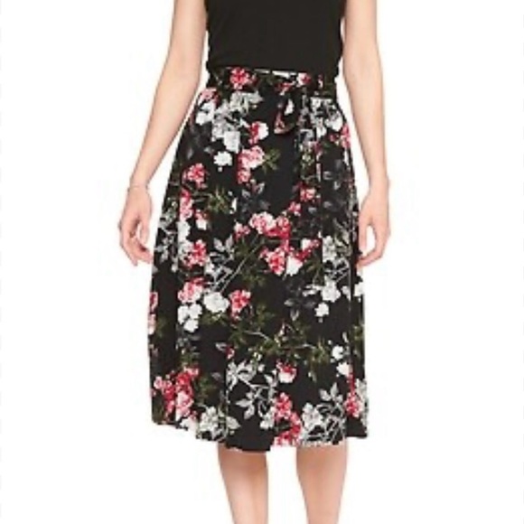 Banana Republic black floral aline midi skirt with belt size 6 - Picture 1 of 14